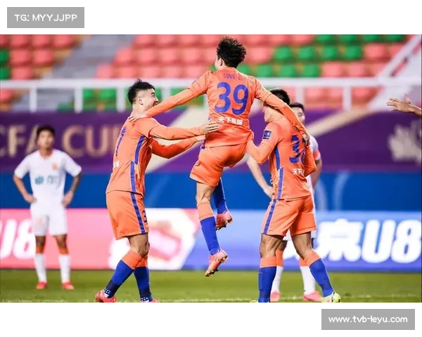 成都蓉官宣德尔加多租借期满离队，返回山东泰山